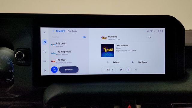 2025 Toyota Land Cruiser 4WD with Premium Package & 20'' Alloy Wheels - 22986486 - 16