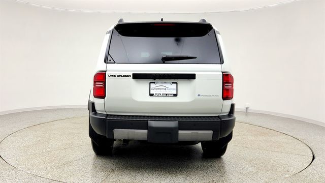 2025 Toyota Land Cruiser 4WD with Premium Package & 20'' Alloy Wheels - 22986486 - 5