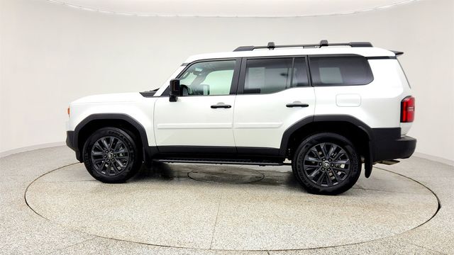 2025 Toyota Land Cruiser 4WD with Premium Package & 20'' Alloy Wheels - 22986486 - 7