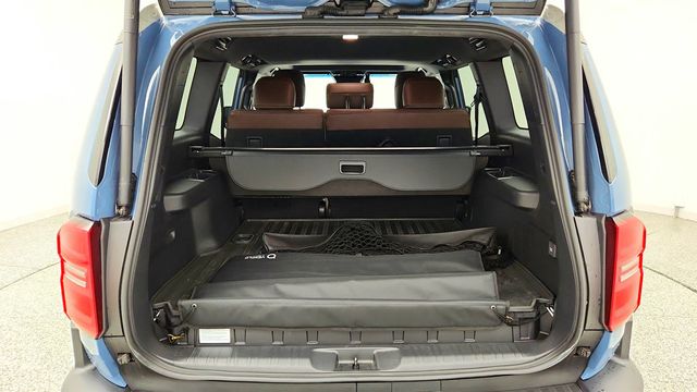 2025 Toyota Land Cruiser 4WD w/ Premium Pkg, 20'' Wheels, JBL Audio & Two-Tone Roof - 23032281 - 21