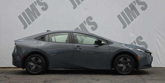 2025 Toyota Prius LE - 23043346 - 3