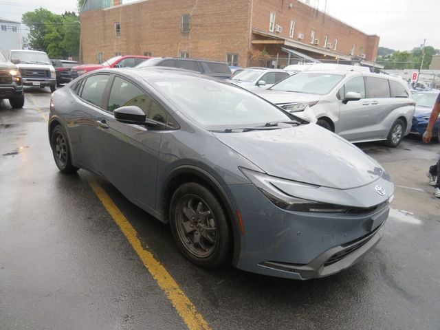 2025 Toyota Prius LE - 23056085 - 2