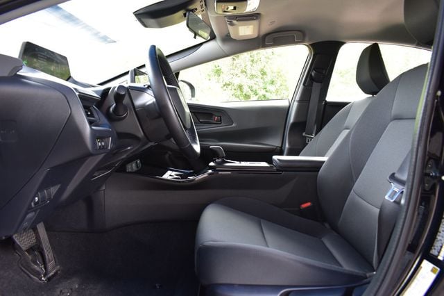 2025 Toyota Prius LE - 23073807 - 11