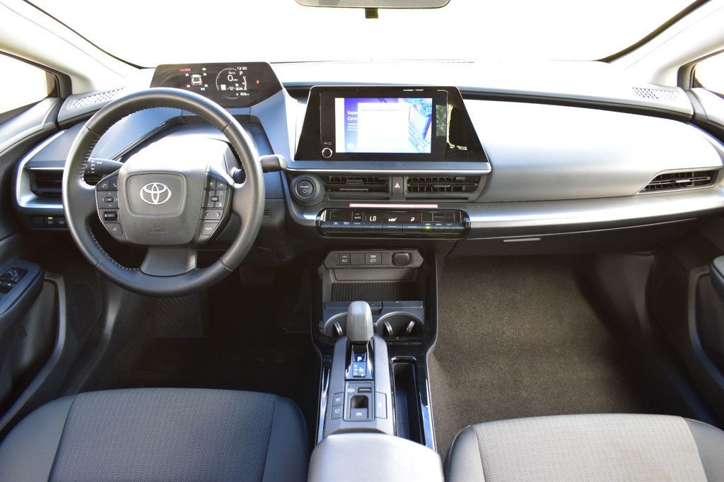 2025 Toyota Prius LE - 23073807 - 25