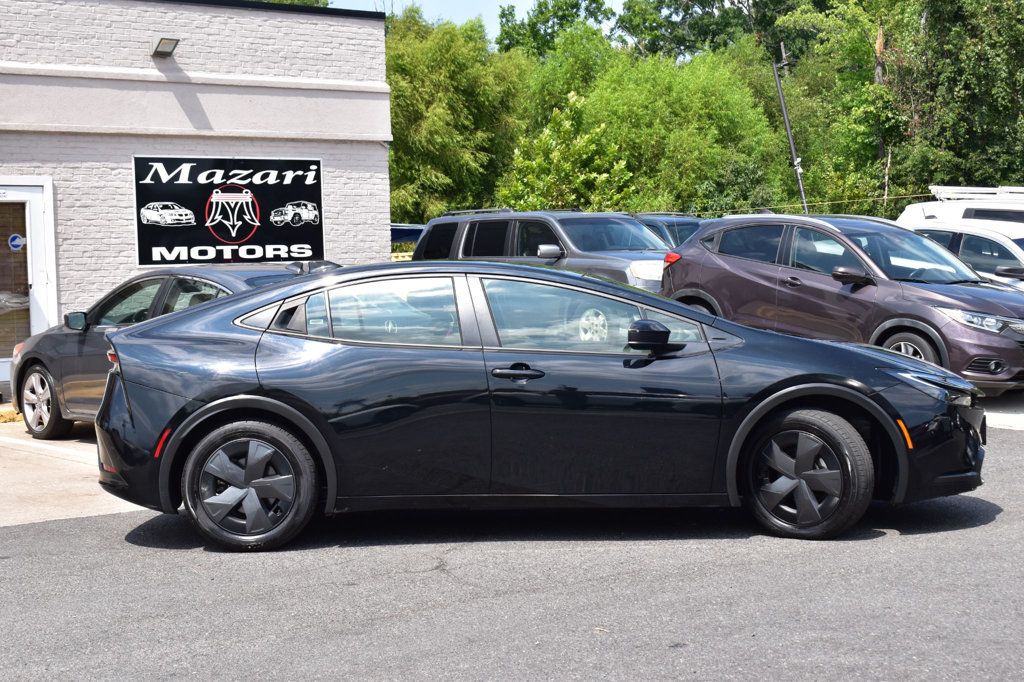 2025 Toyota Prius LE - 23073807 - 2