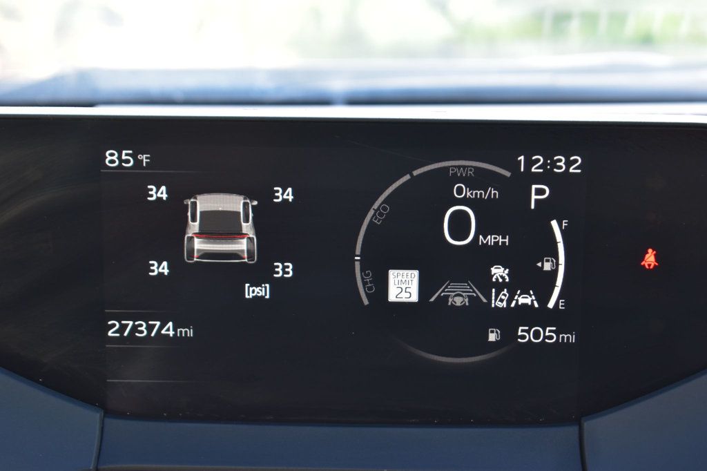 2025 Toyota Prius LE - 23073807 - 38