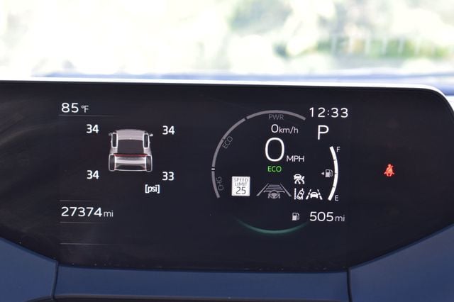 2025 Toyota Prius LE - 23073807 - 41