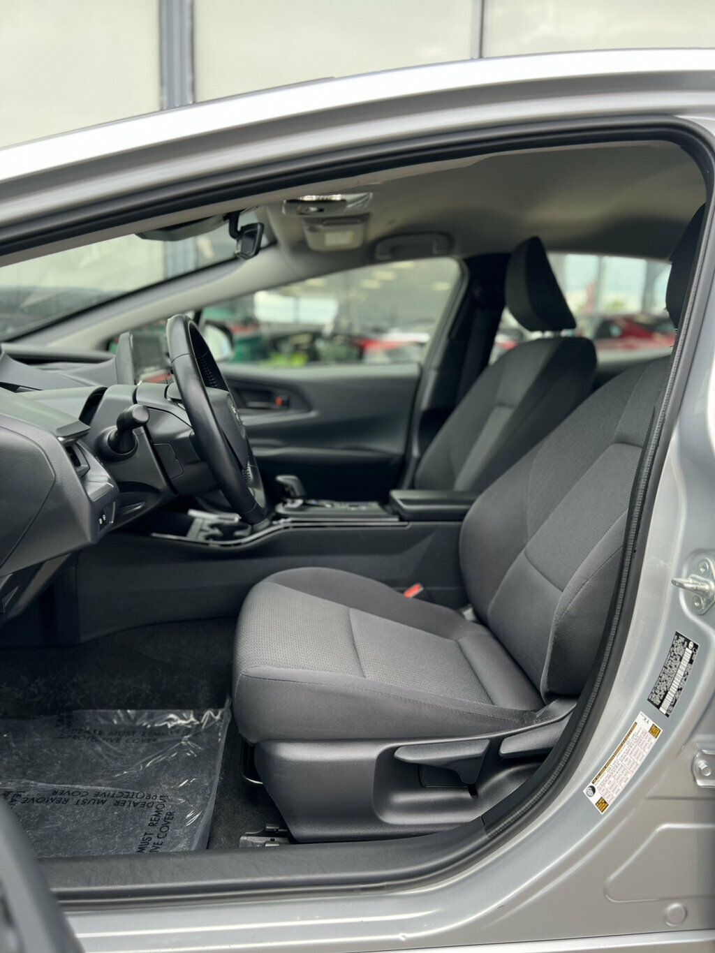 2025 Toyota Prius LE - 23074223 - 13