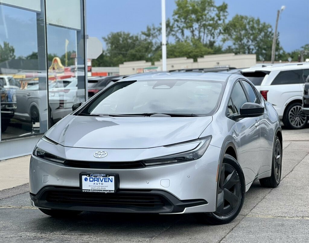 2025 Toyota Prius LE - 23074223 - 28