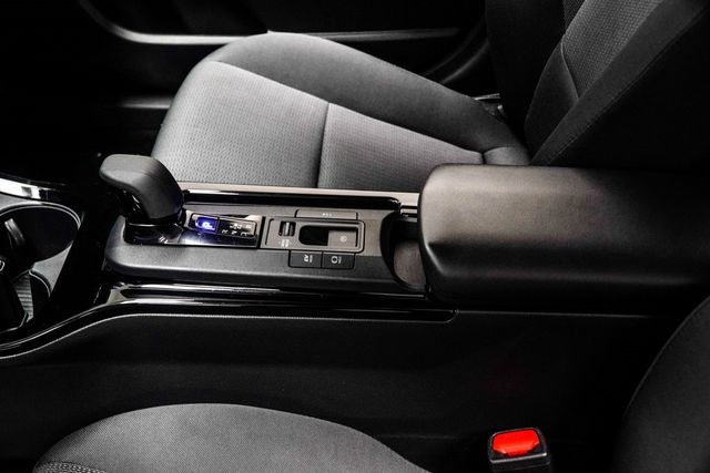 2025 Toyota Prius LE - 22968588 - 16