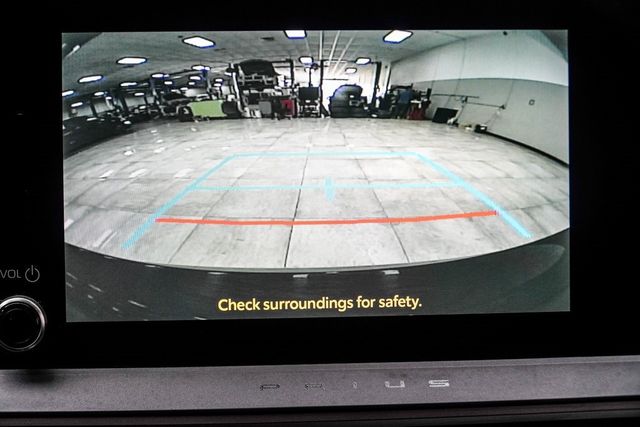 2025 Toyota Prius LE - 22968588 - 23