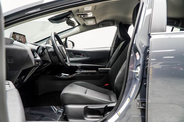 2025 Toyota Prius LE - 22968588 - 31