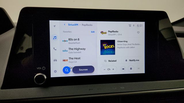 2025 Toyota Prius LE - 22950772 - 15