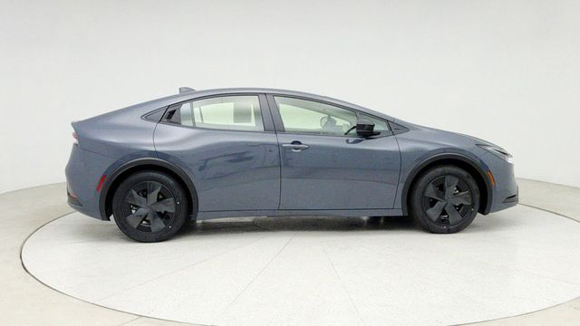 2025 Toyota Prius LE - 22950772 - 3