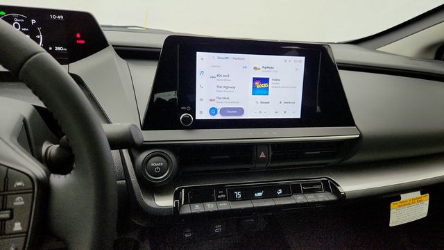 2025 Toyota Prius LE - 22953573 - 15