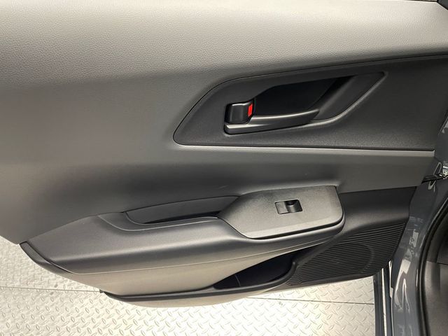 2025 Toyota Prius LE AWD - 22932111 - 30