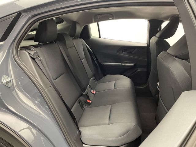 2025 Toyota Prius LE AWD - 22932111 - 34