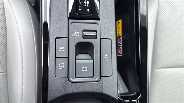 2025 Toyota Prius XLE - 22954800 - 22