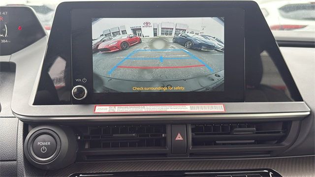 2025 Toyota Prius XLE - 22954800 - 24