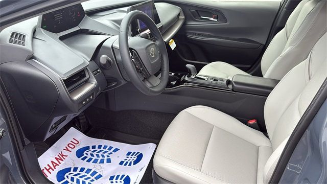 2025 Toyota Prius XLE - 22954800 - 25