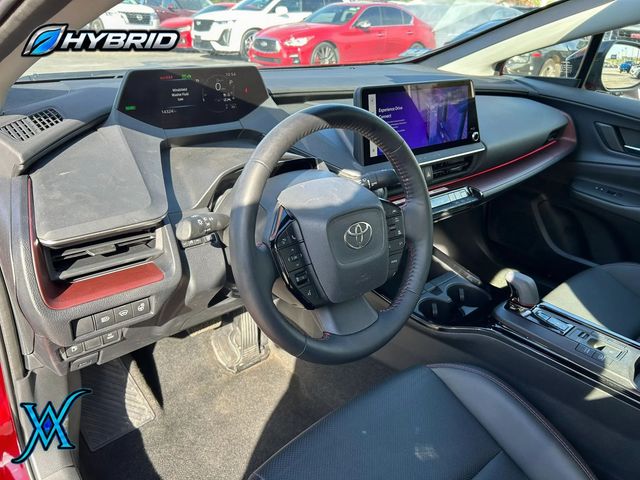 2025 Toyota Prius Plug-in Hybrid SE Hatchback 4D - 23100307 - 11
