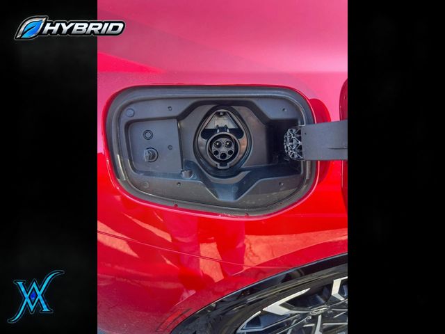 2025 Toyota Prius Plug-in Hybrid SE Hatchback 4D - 23100307 - 44