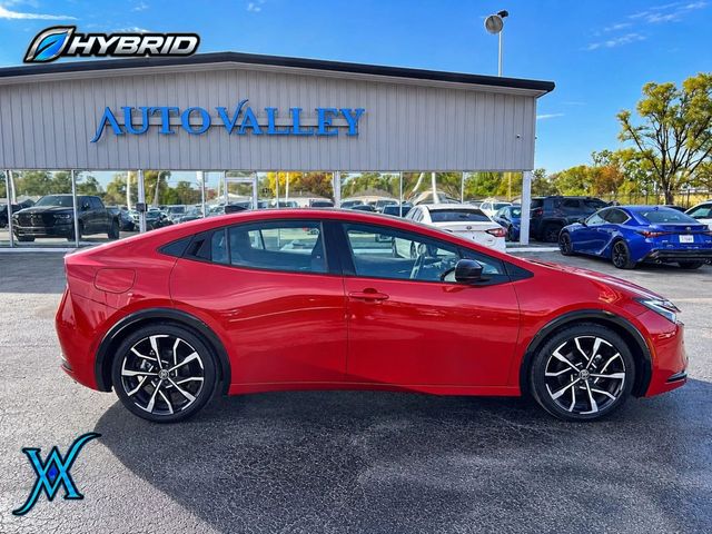 2025 Toyota Prius Plug-in Hybrid SE Hatchback 4D - 23100307 - 7