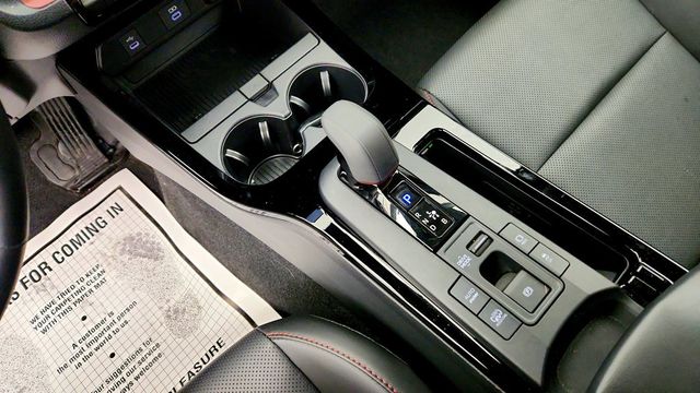 2025 Toyota Prius Plug-In Hybrid XSE Premium w/ Advanced Tech Pkg & Solar Roof - 23088145 - 16