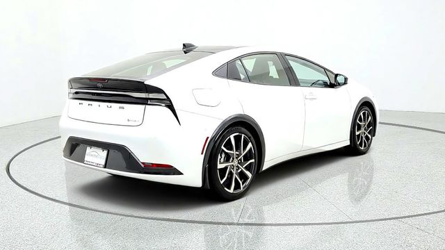 2025 Toyota Prius Plug-In Hybrid XSE Premium w/ Advanced Tech Pkg & Solar Roof - 23088145 - 4