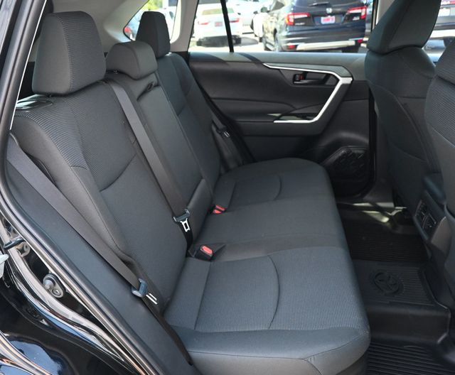 2025 Toyota RAV4 Hybrid LE AWD - 23030052 - 15