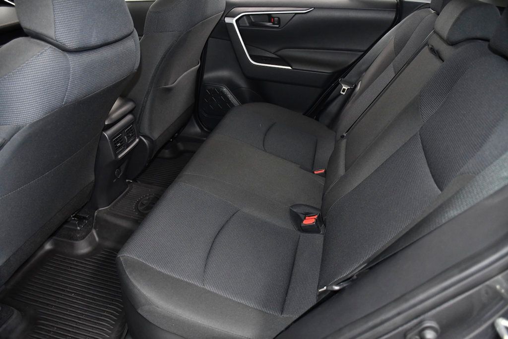 2025 Toyota RAV4 Hybrid LE AWD - 23046259 - 9