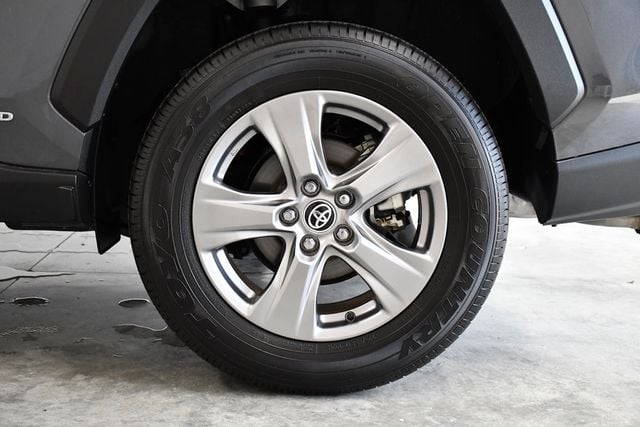 2025 Toyota RAV4 Hybrid LE AWD - 23046259 - 11