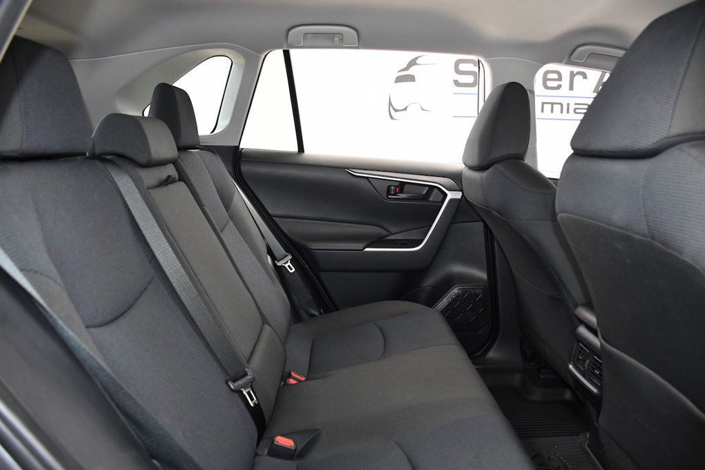 2025 Toyota RAV4 Hybrid LE AWD - 23046259 - 13