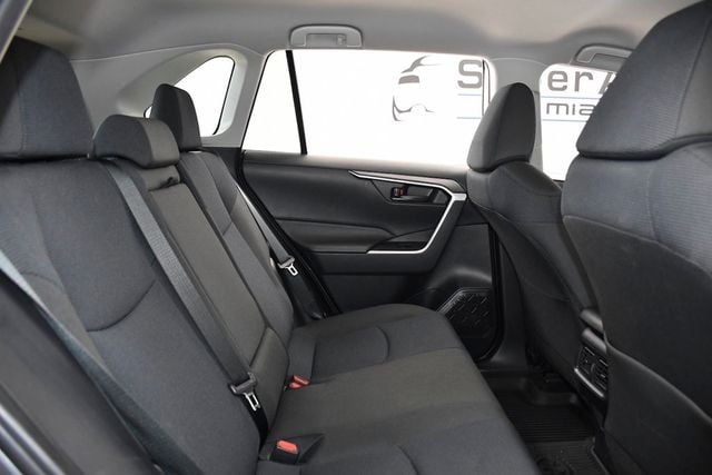 2025 Toyota RAV4 Hybrid LE AWD - 23046259 - 13