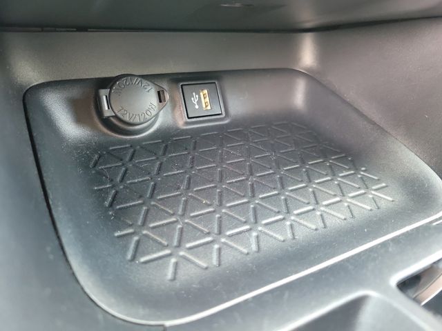 2025 Toyota RAV4 Hybrid LE AWD - 23021256 - 9