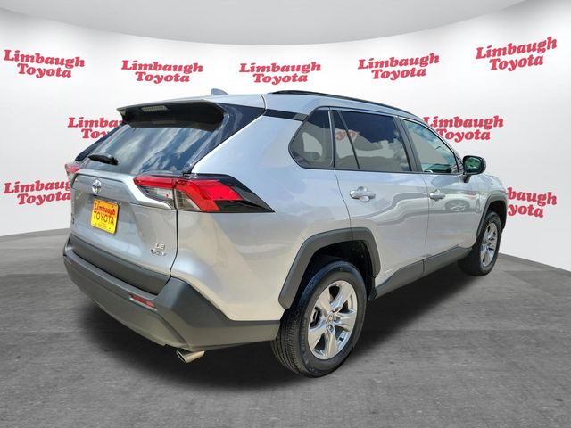 2025 Toyota RAV4 Hybrid LE AWD - 23021256 - 18