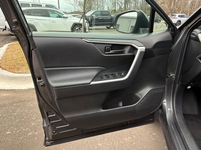 2025 Toyota RAV4 Hybrid LE AWD - 22987990 - 3