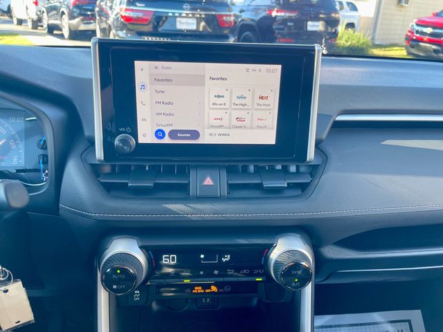 2025 Toyota RAV4 Hybrid LE AWD - 22937945 - 15