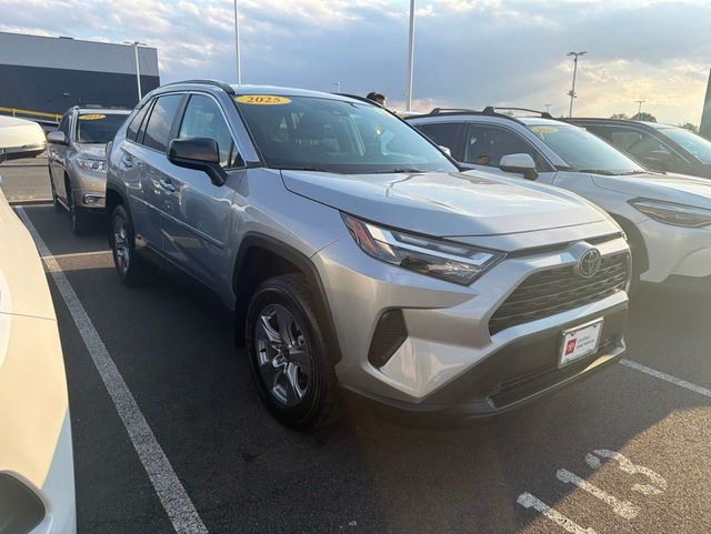 2025 Toyota RAV4 Hybrid LE AWD - 23024958 - 1