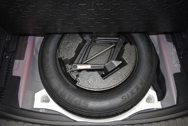 2025 Toyota RAV4 Hybrid LE AWD - 22993436 - 32