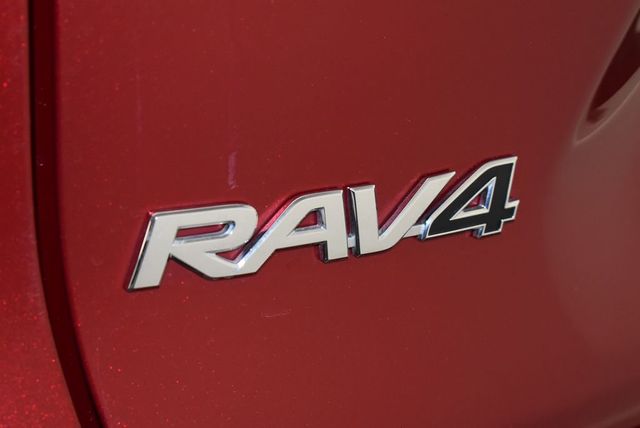 2025 Toyota RAV4 Hybrid LE AWD - 22999139 - 9