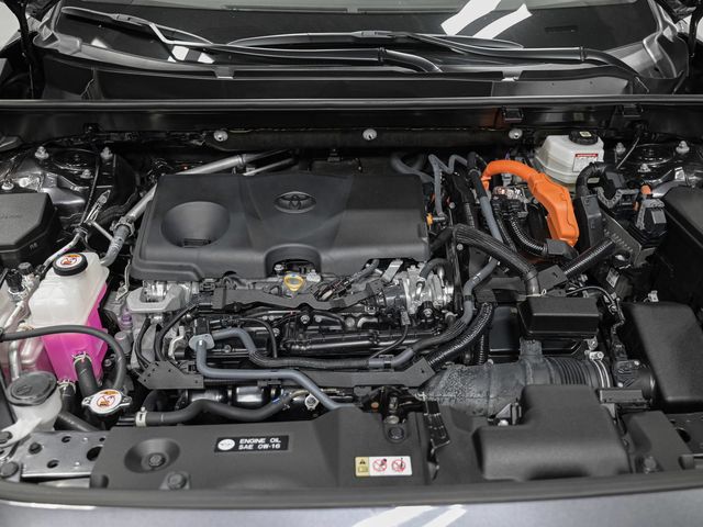 2025 Toyota RAV4 Hybrid XLE - 23082760 - 10
