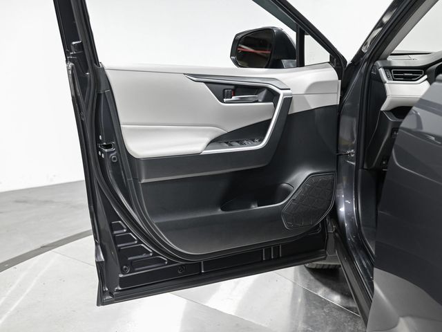 2025 Toyota RAV4 Hybrid XLE - 23082760 - 11