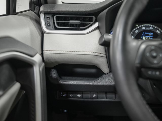2025 Toyota RAV4 Hybrid XLE - 23082760 - 17