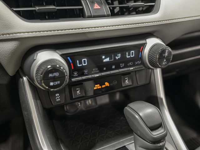 2025 Toyota RAV4 Hybrid XLE - 23082760 - 22