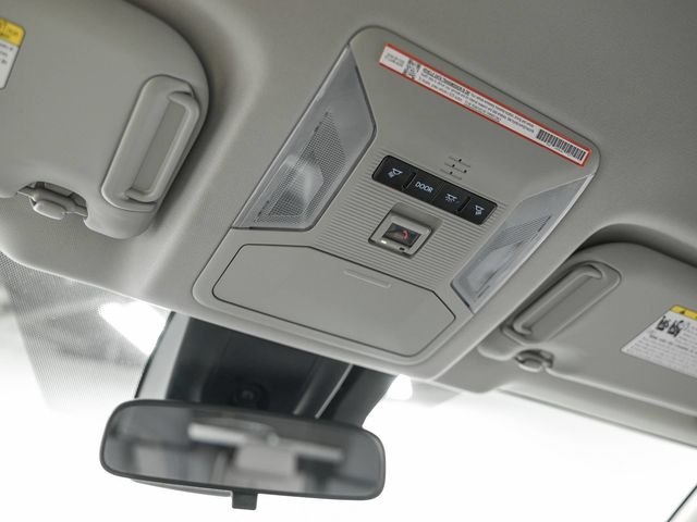 2025 Toyota RAV4 Hybrid XLE - 23082760 - 24