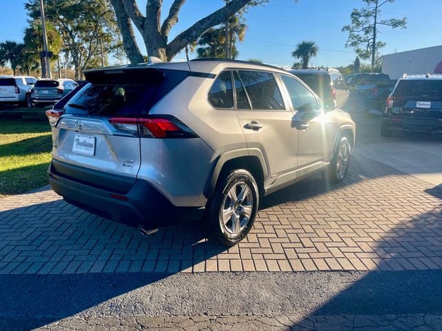 2025 Toyota RAV4 HYBRID XLE - 22953063 - 5