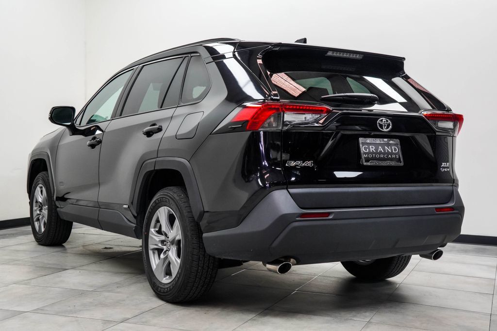 Toyota RAV4 photo 12