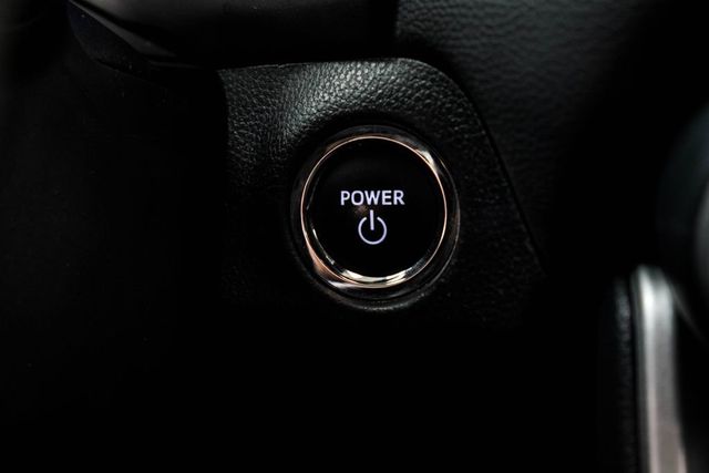 2025 Toyota RAV4 Hybrid XLE AWD - 23071464 - 27
