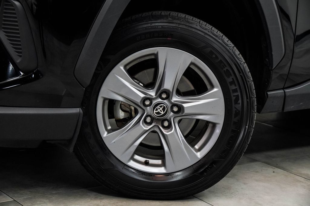 Toyota RAV4 photo 5